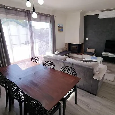 Apartment Le Duplex Pyreneen - Terrace - Air Conditioning - Parking Lons